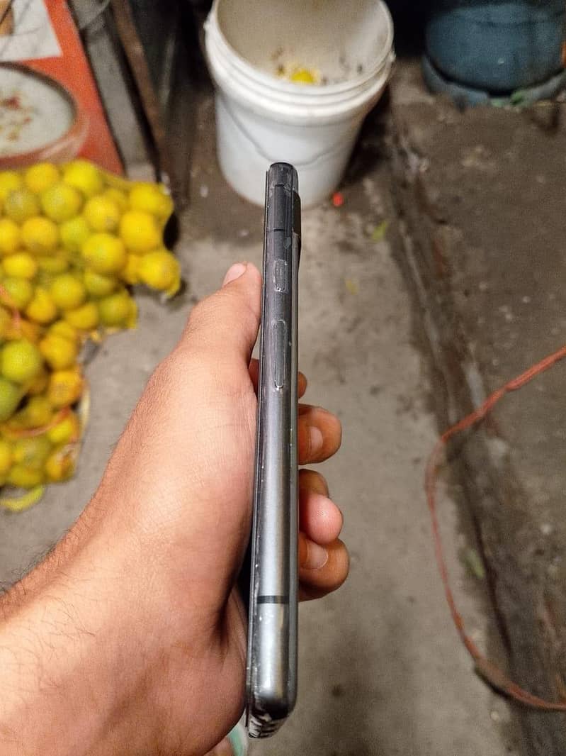Google Pixel 7a 1