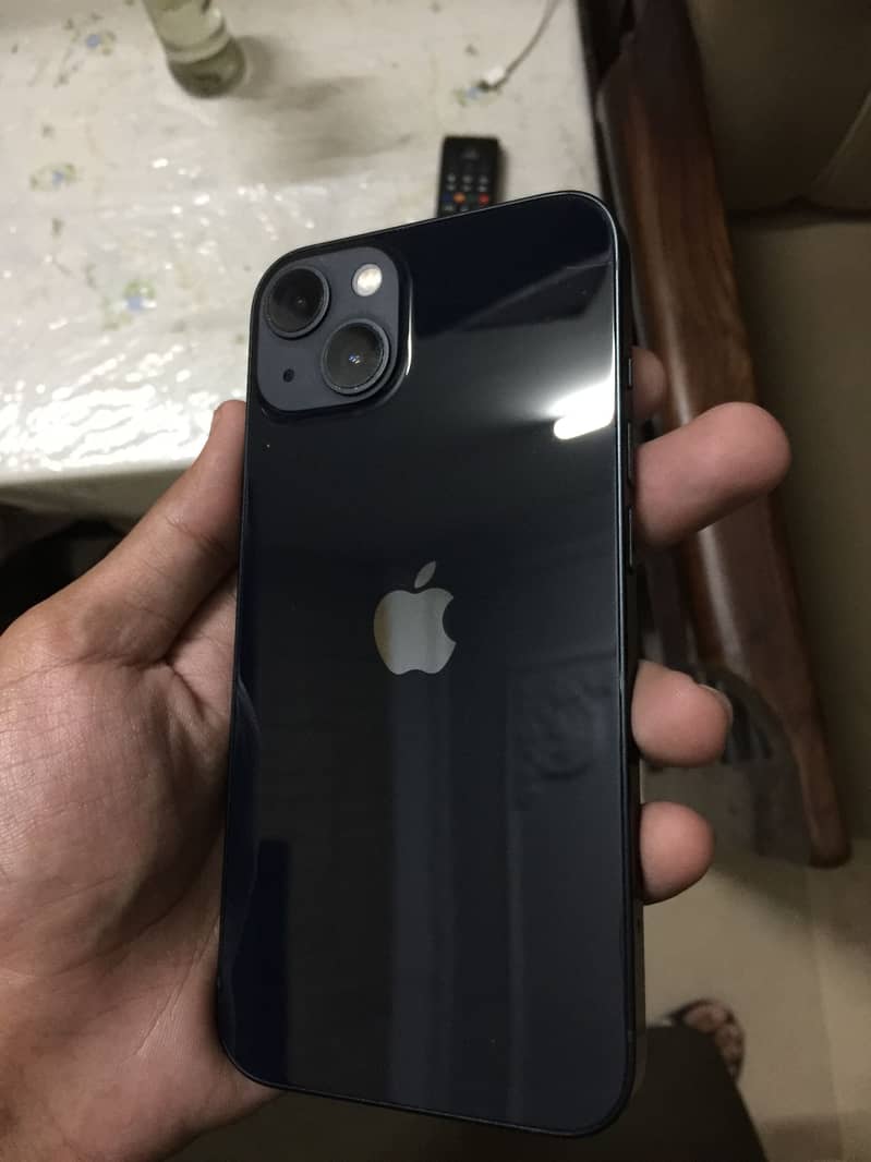 Apple iPhone 13 0