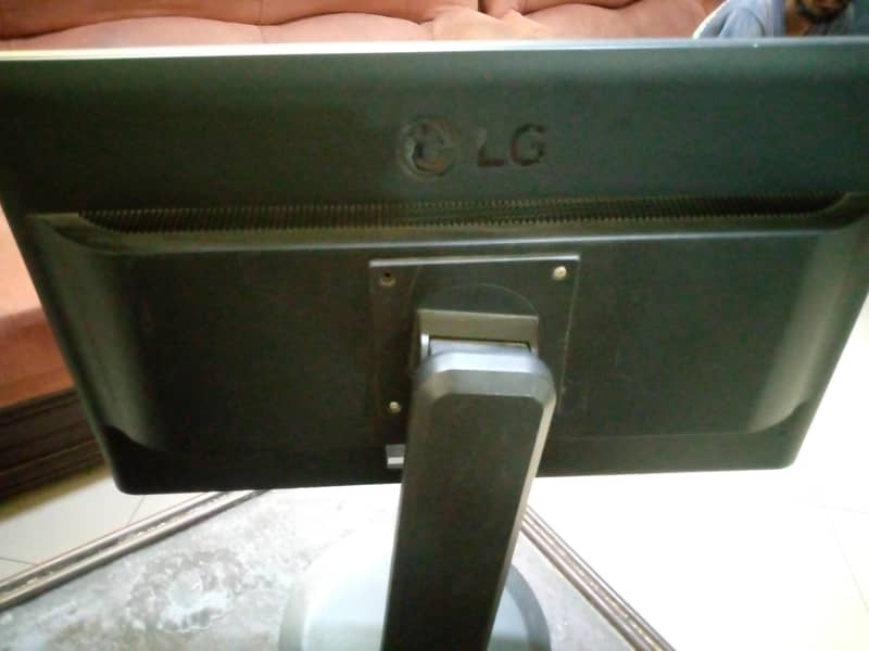 LG LCD 1