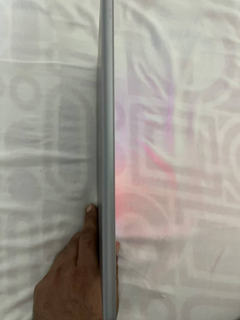 Apple Ipad 5th generation 4