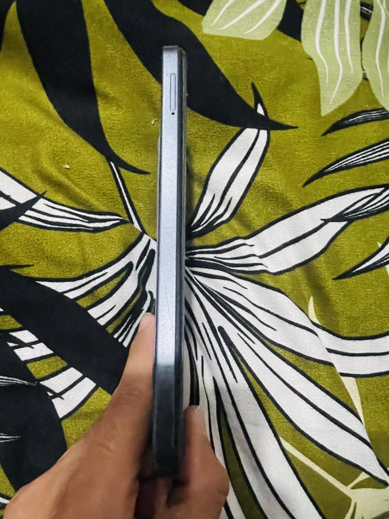 Tecno spark 20 2