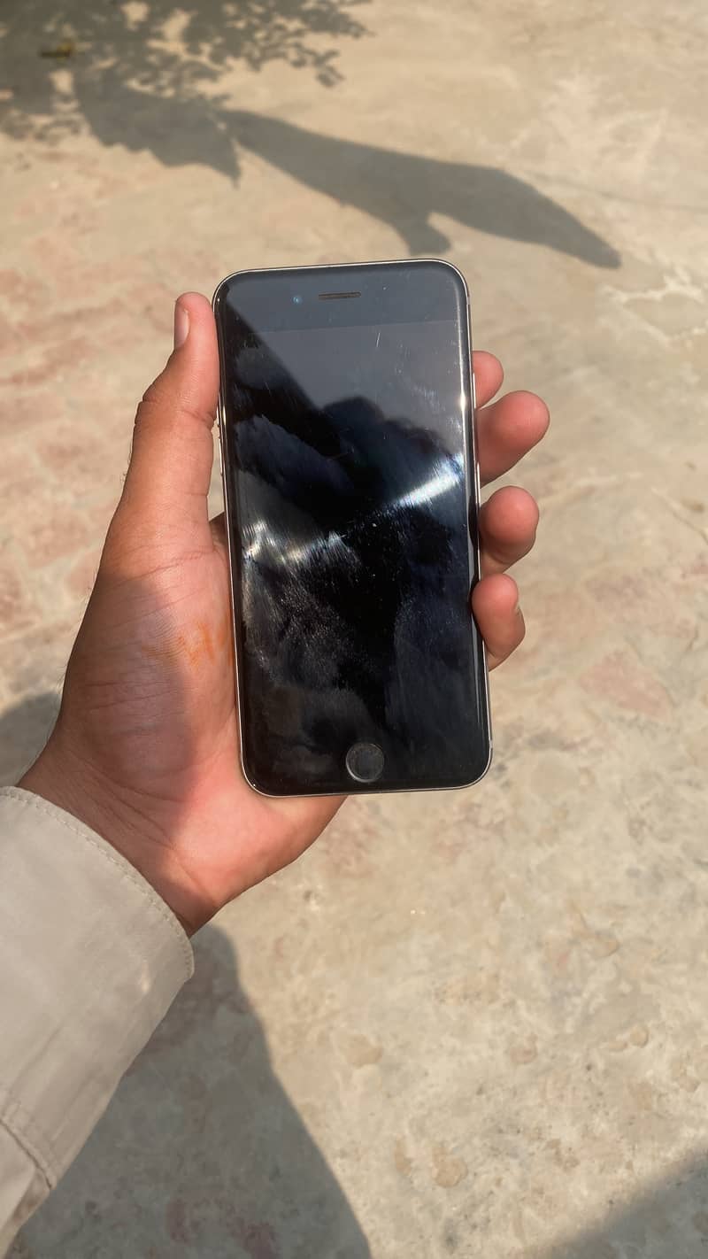 Apple iPhone 6 1
