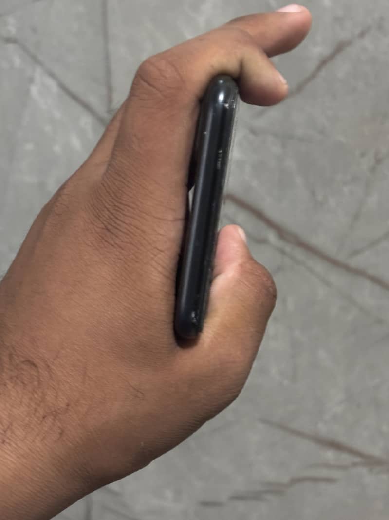 Apple iPhone 7 Plus 2