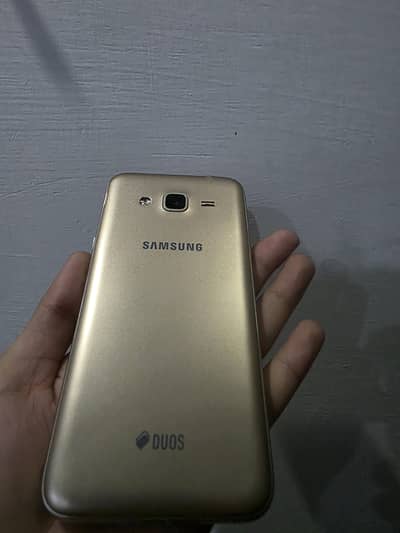 Samsung Mobile J3