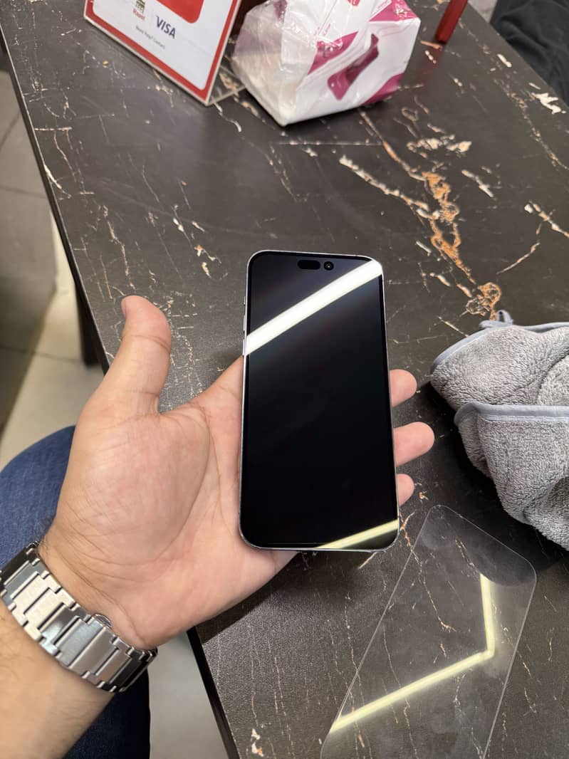 Apple iPhone 14 Pro Max 2