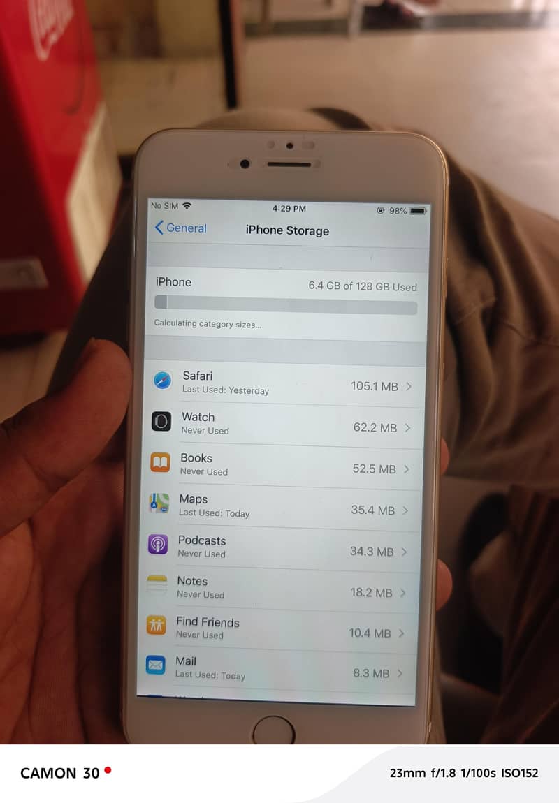 Apple iPhone 16 Plus 3