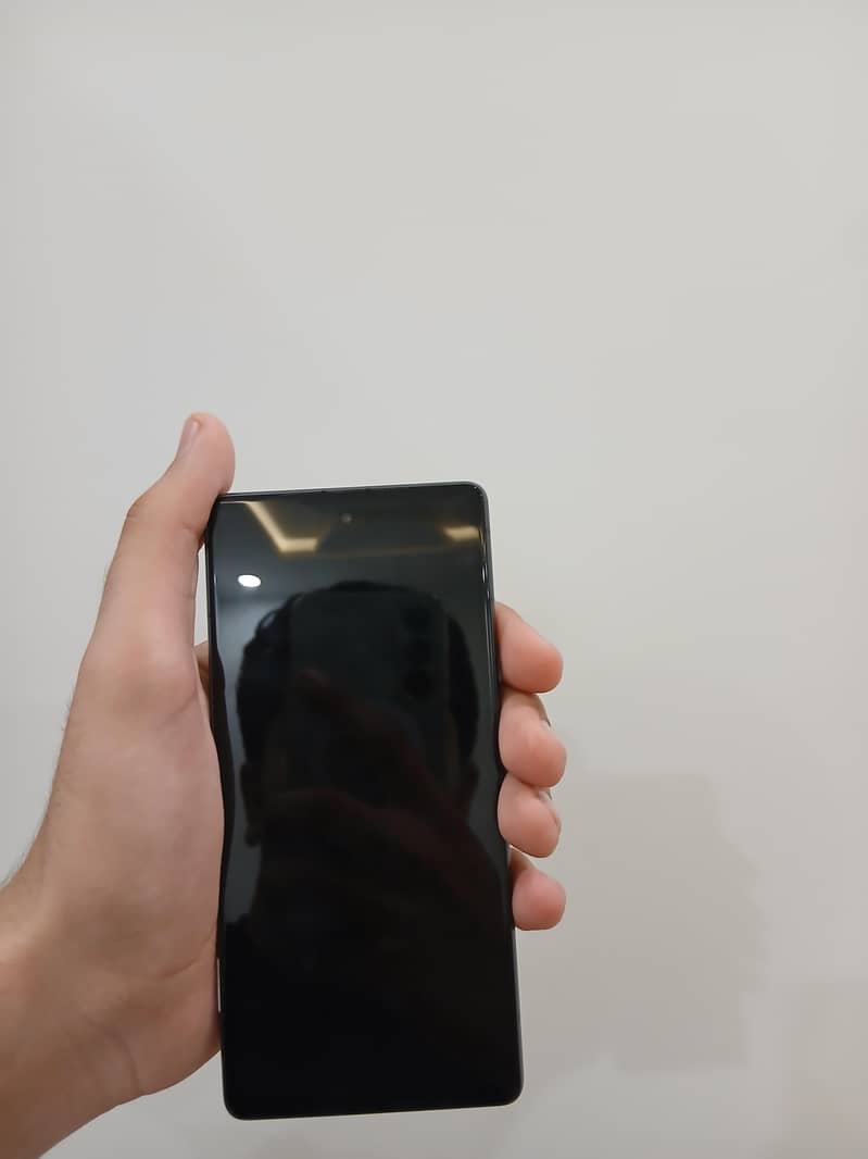 Google Pixel 7a 5