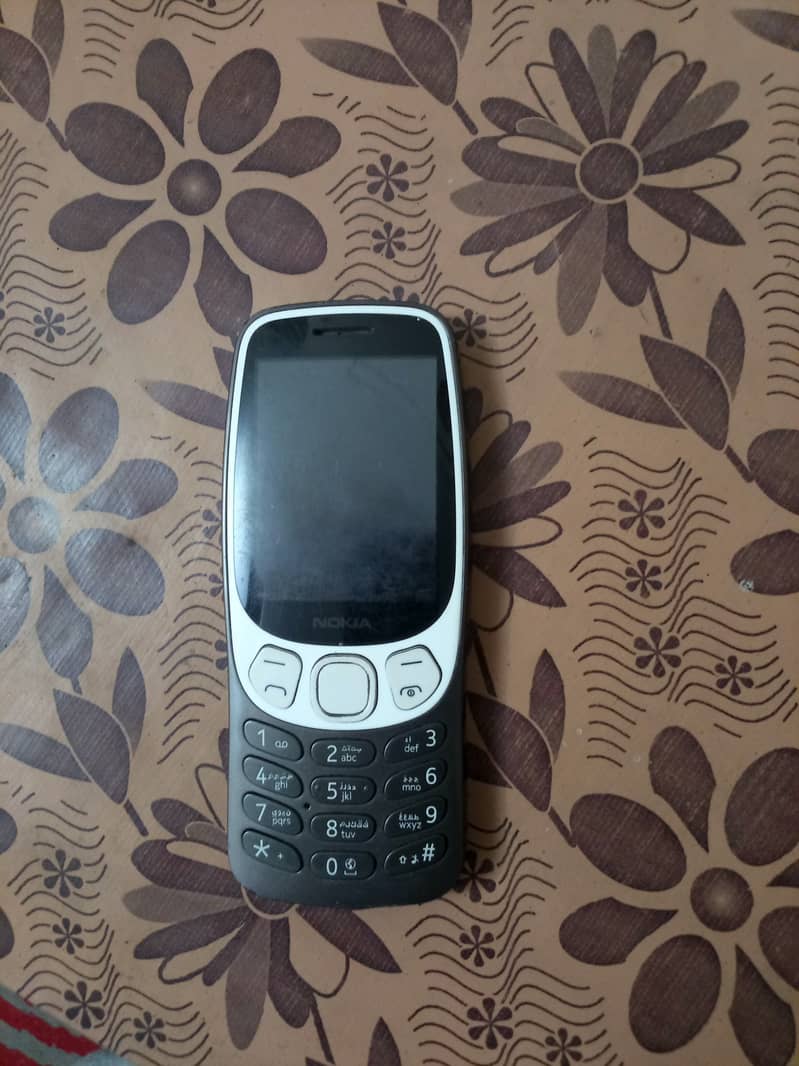 Nokia 3210 1