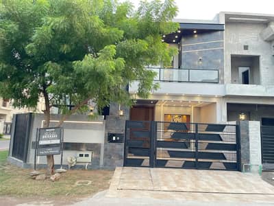 10 Marla Brand New Double Story corner House For sale in royal orchard Multan