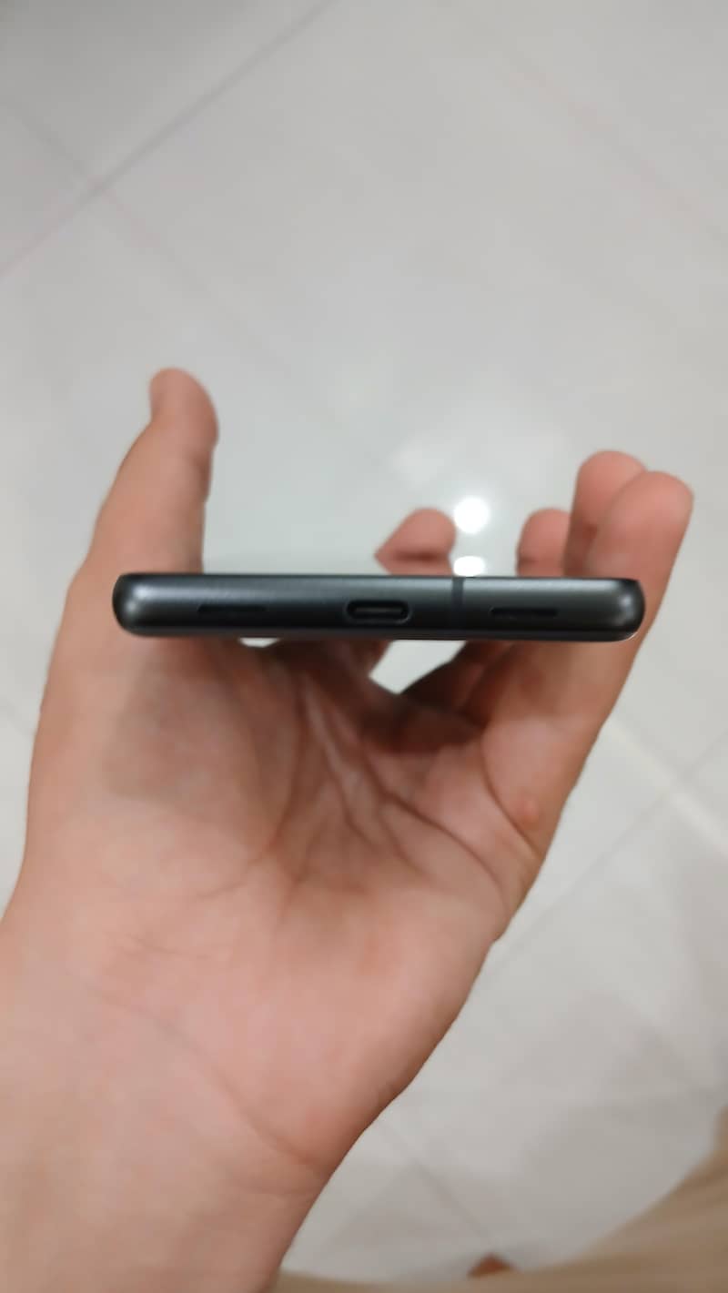 Google Pixel 7a 4