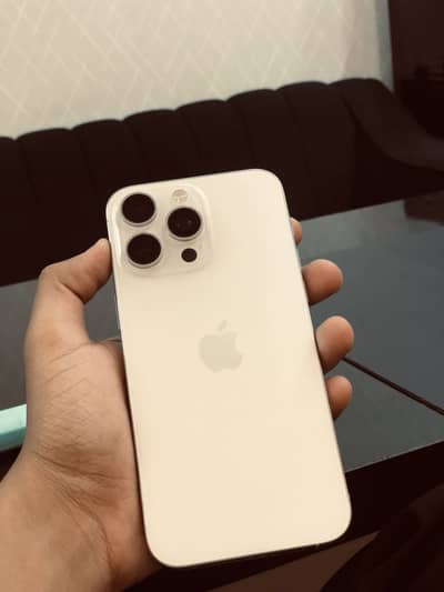 Apple iPhone 15 Pro Max
