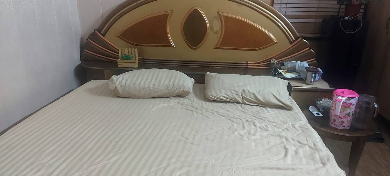 KIng Bed 3