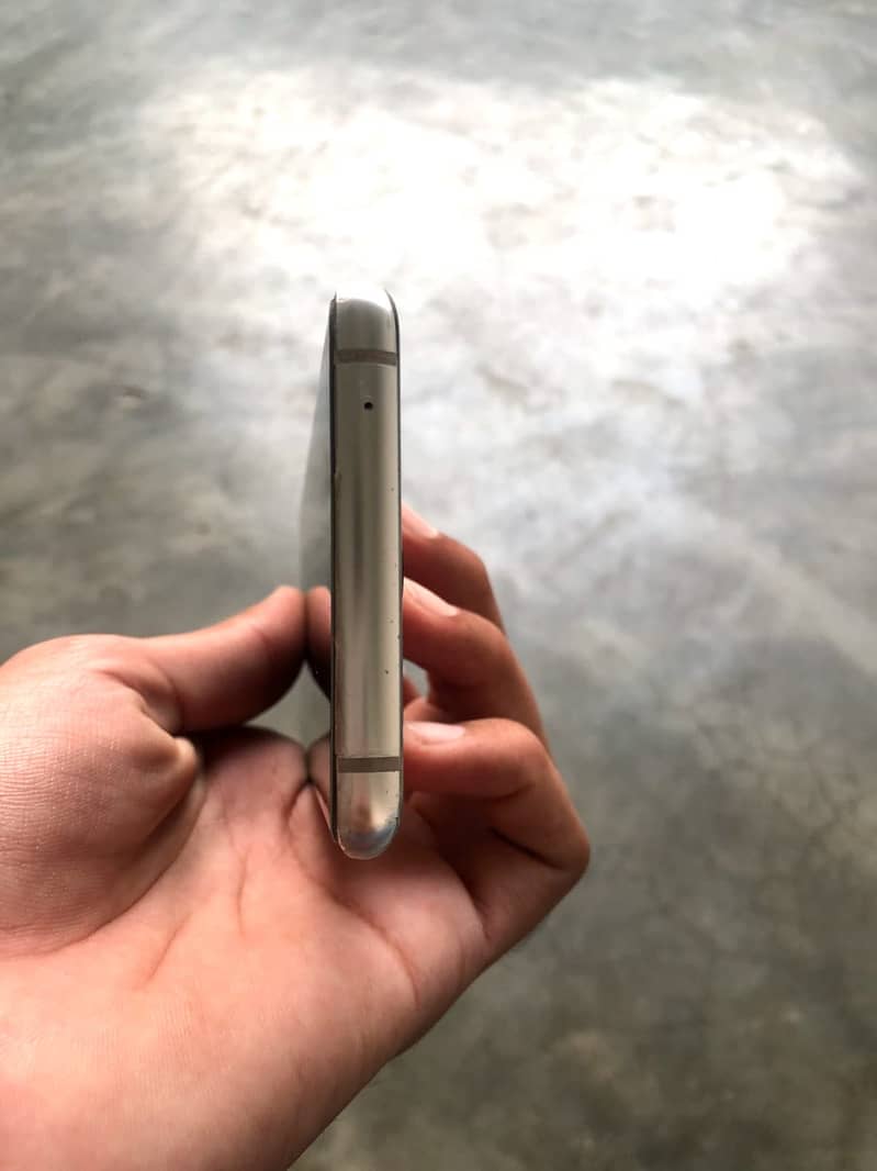 One Plus 8 6