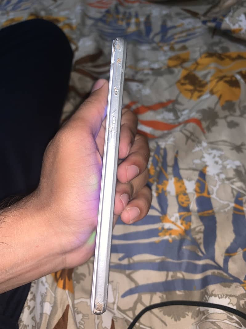 OPPO A37 1
