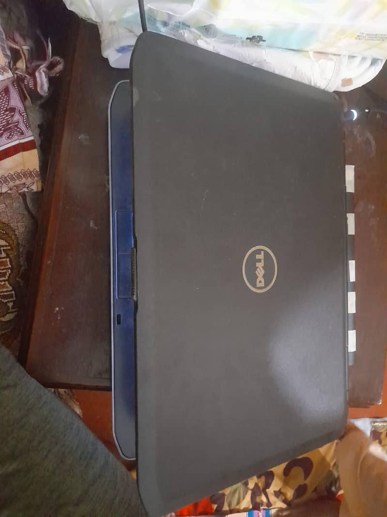 Dell Laptop 4