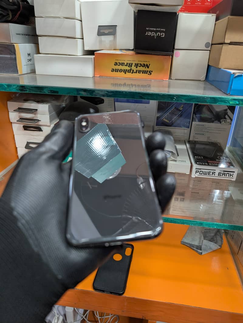 Apple iPhone X 1