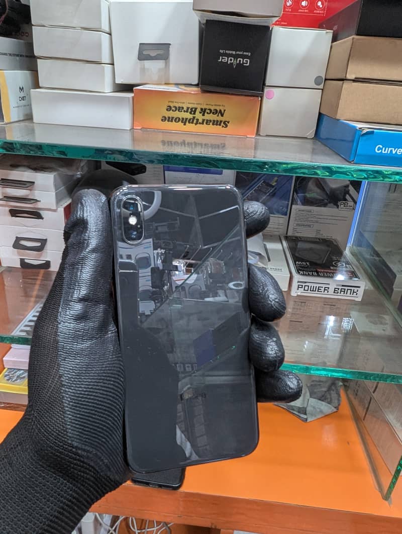 Apple iPhone X 6