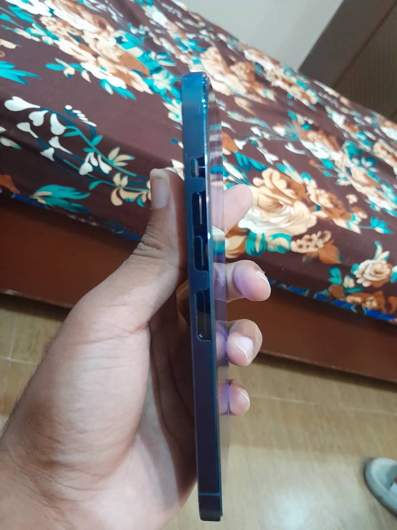 Apple iPhone 13 Pro Max 3