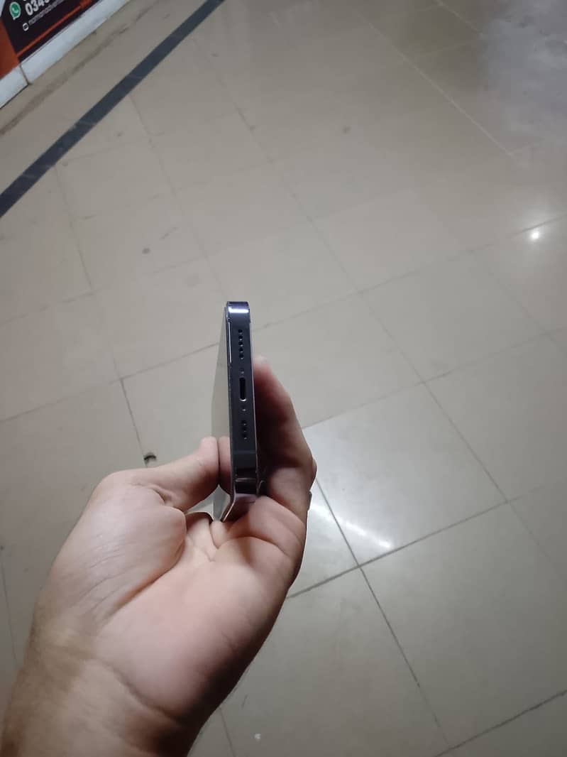 Apple iPhone 13 Pro 3