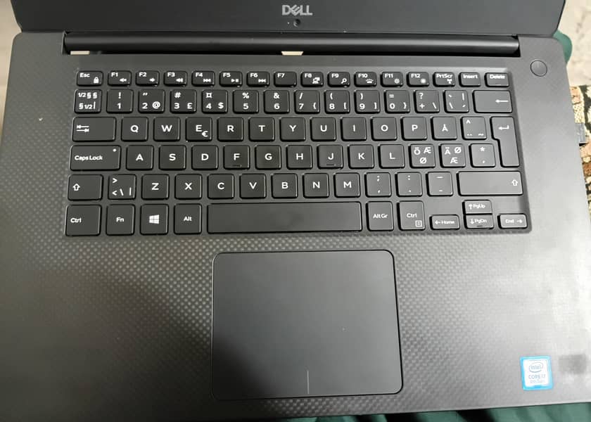 dell laptop 3