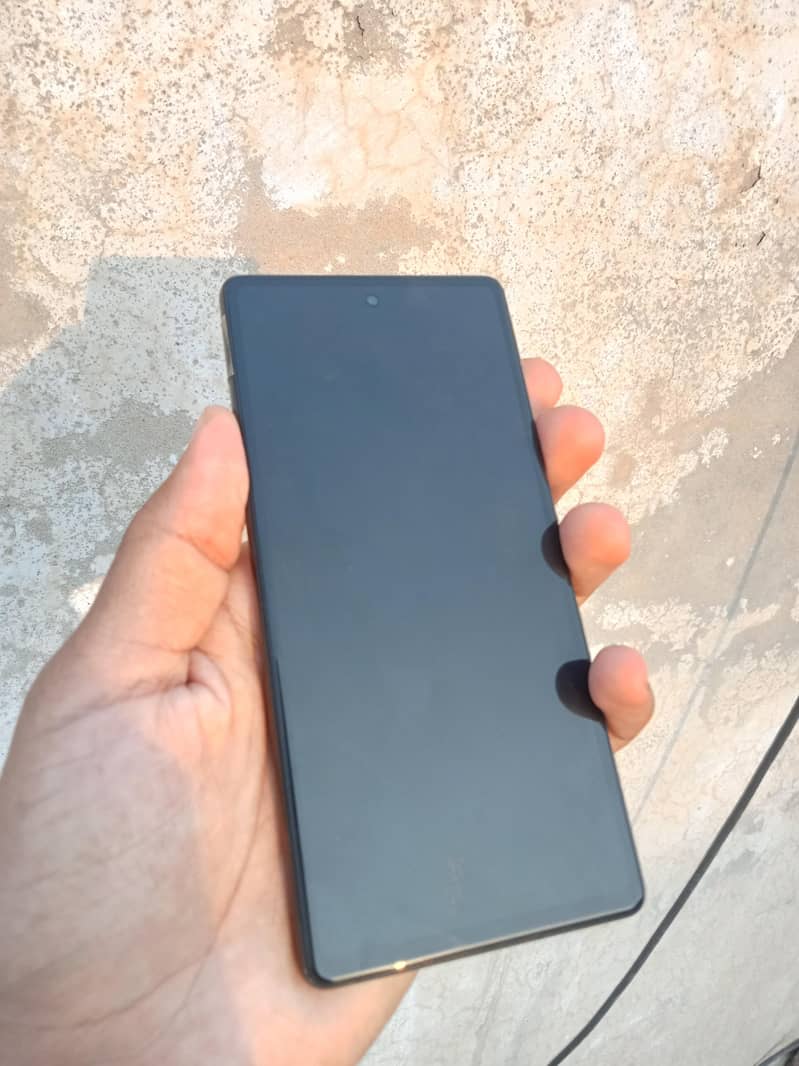 Google Pixel 6a 1