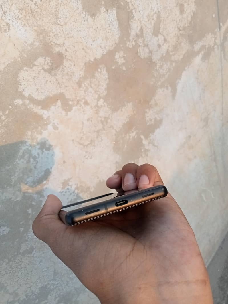 Google Pixel 6a 4