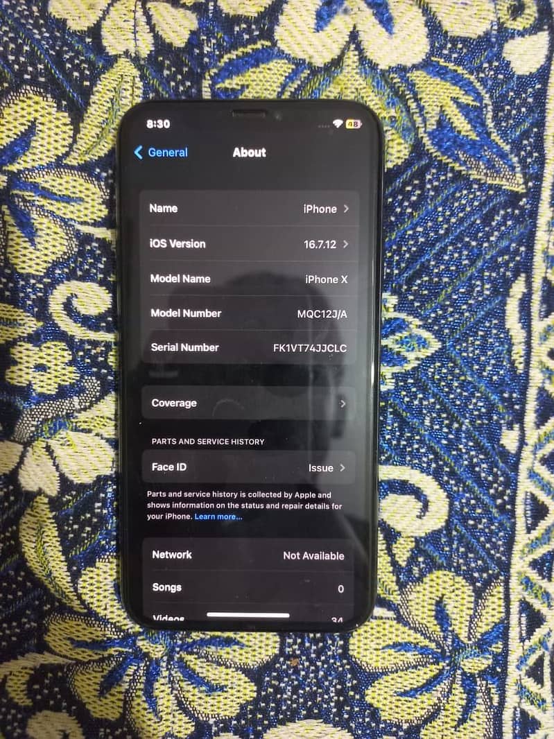 Apple iPhone X 4