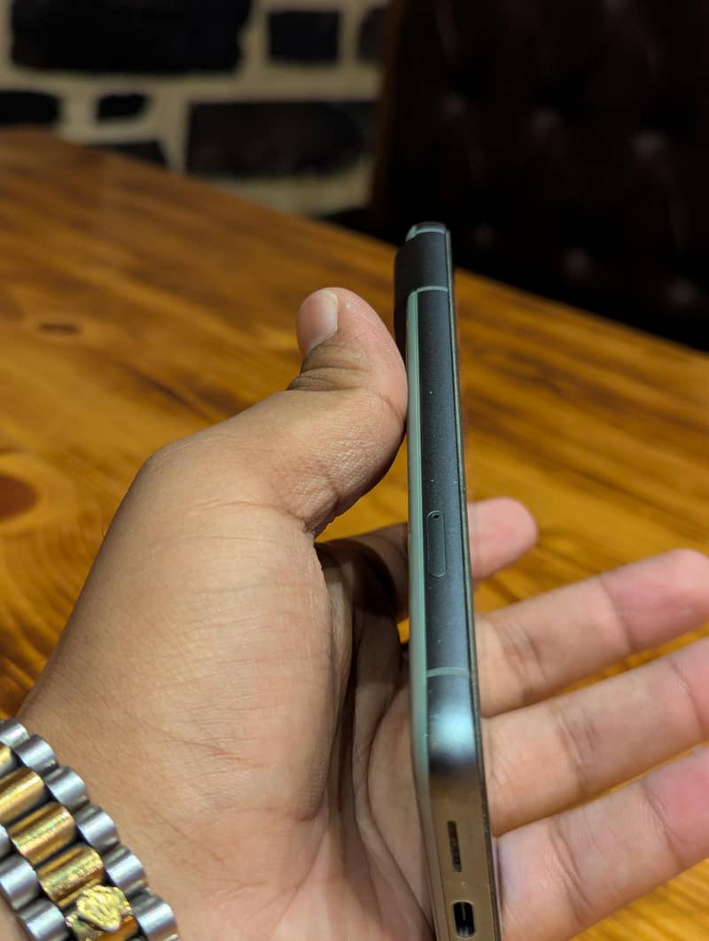 Google Pixel 8 2