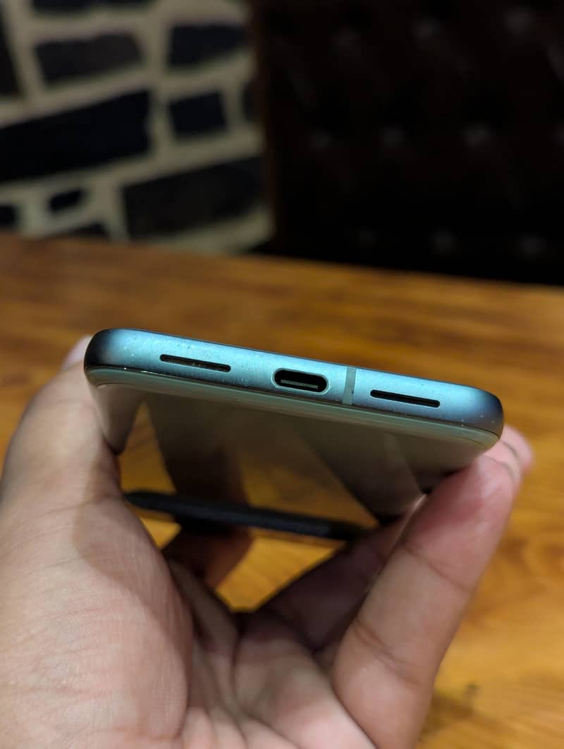 Google Pixel 8 3