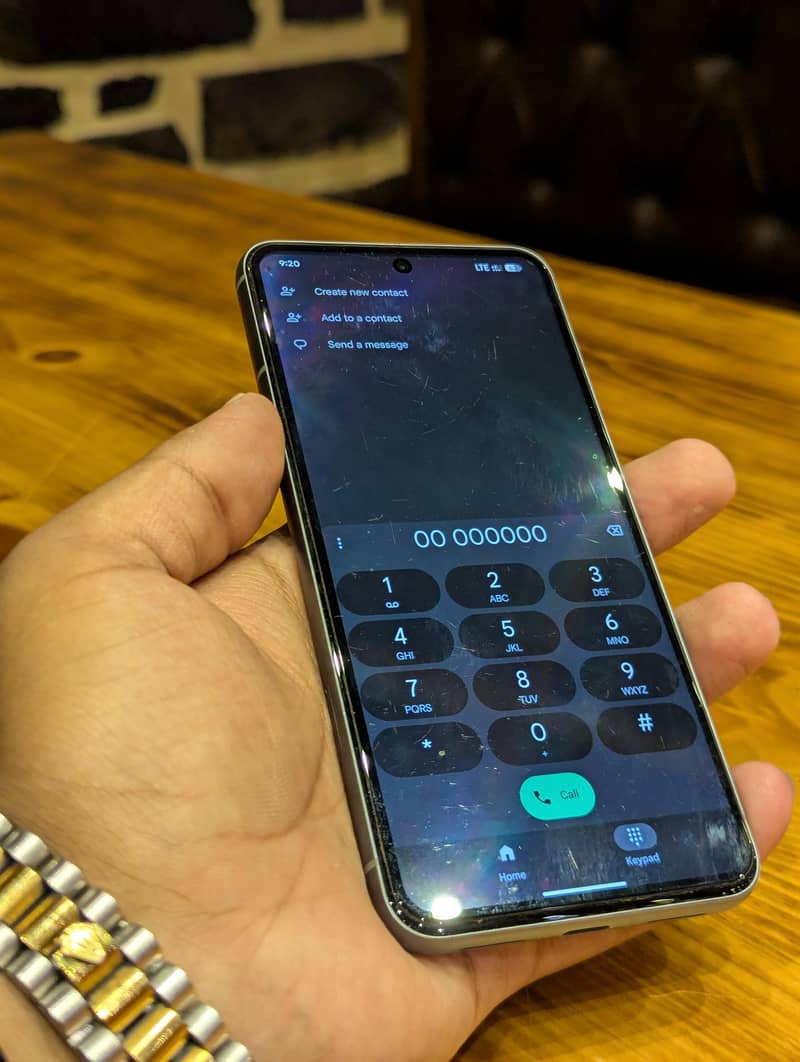 Google Pixel 8 5