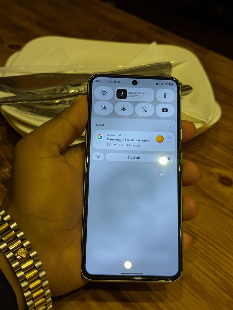 Google Pixel 8 7