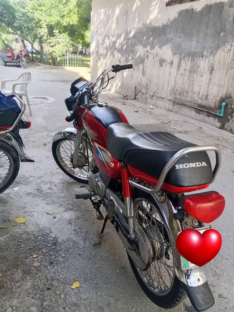 Honda CD 70 2016 Model 4