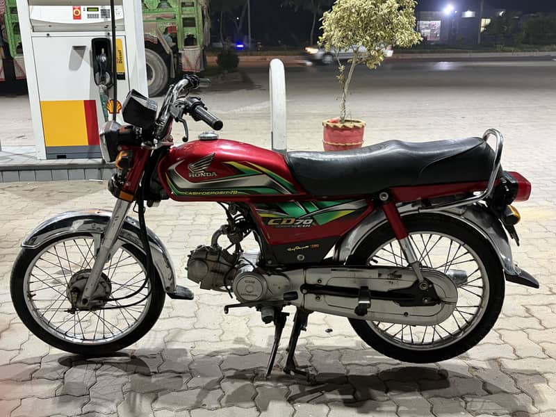 Honda CD70 6