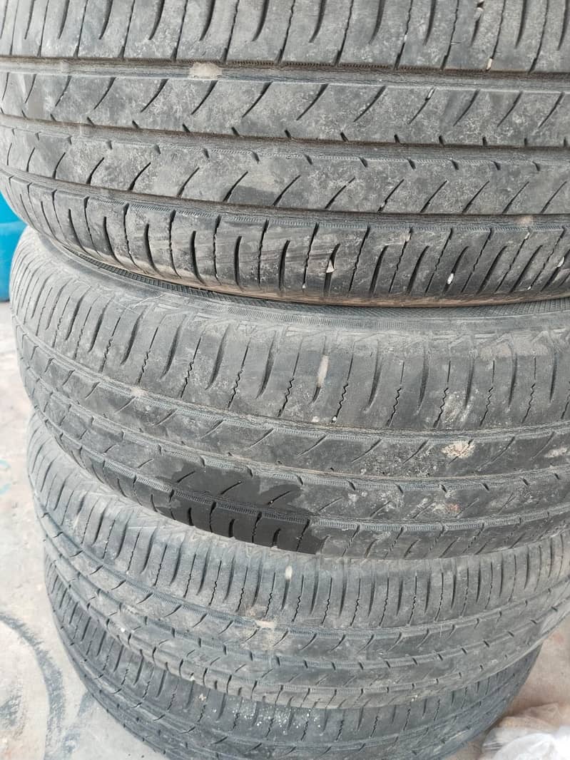 4 tyres 1