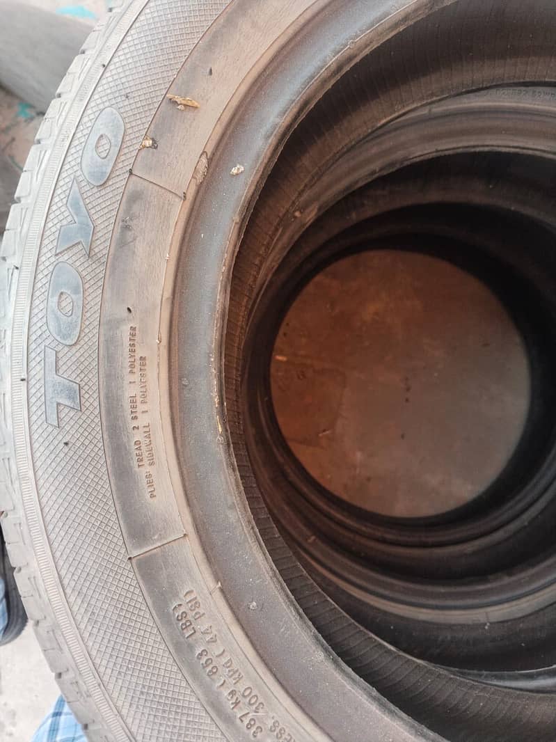 4 tyres 2