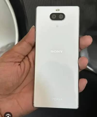 Sony Xperia 8