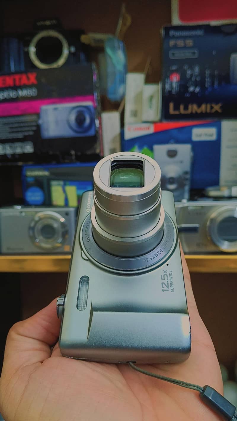 Olympus 16 Megapixels Digital Camera 3