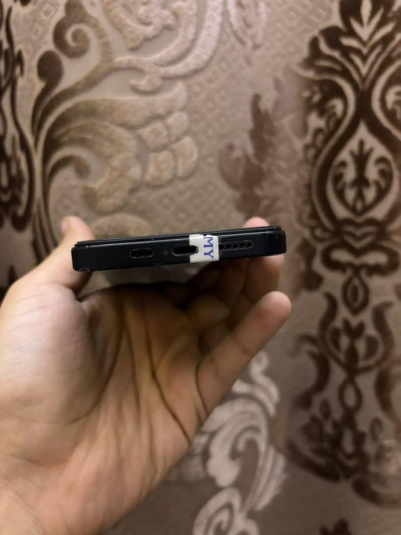 Apple iPhone 14 7