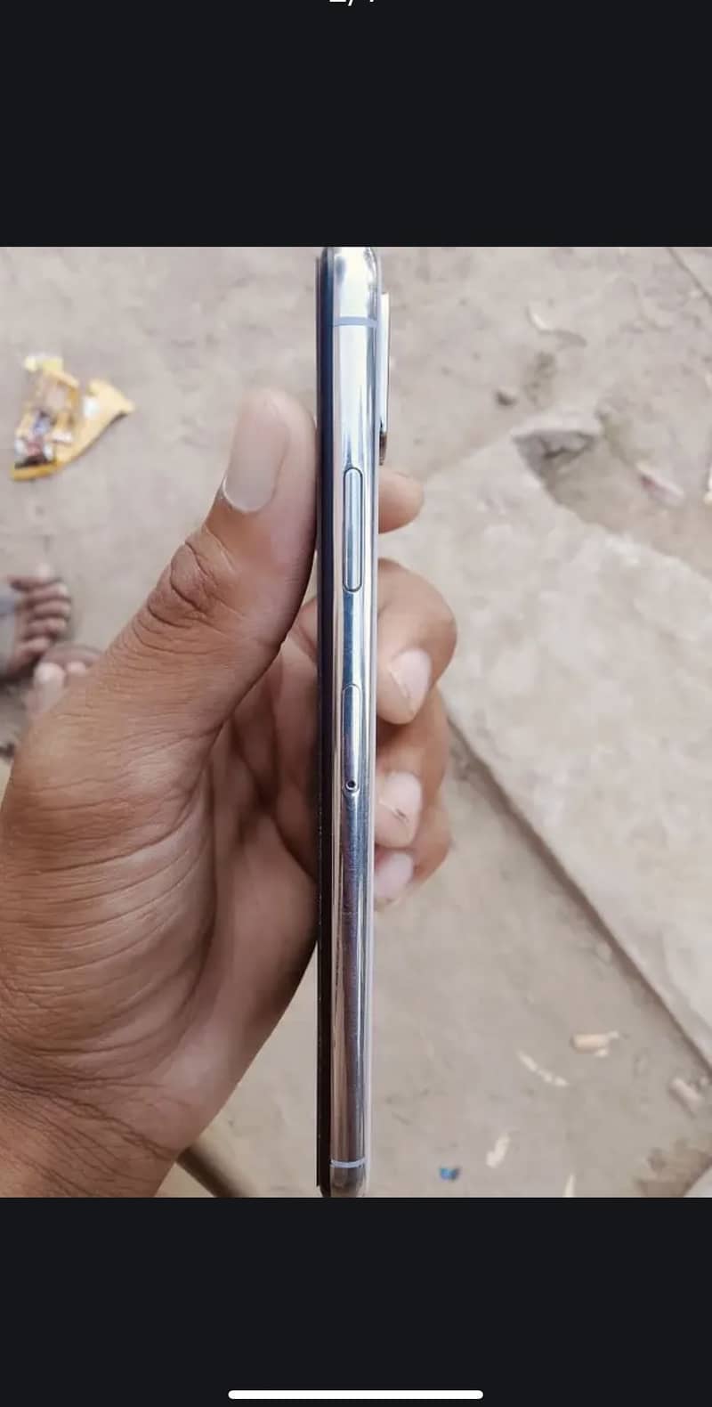 Apple iPhone XS Max 5