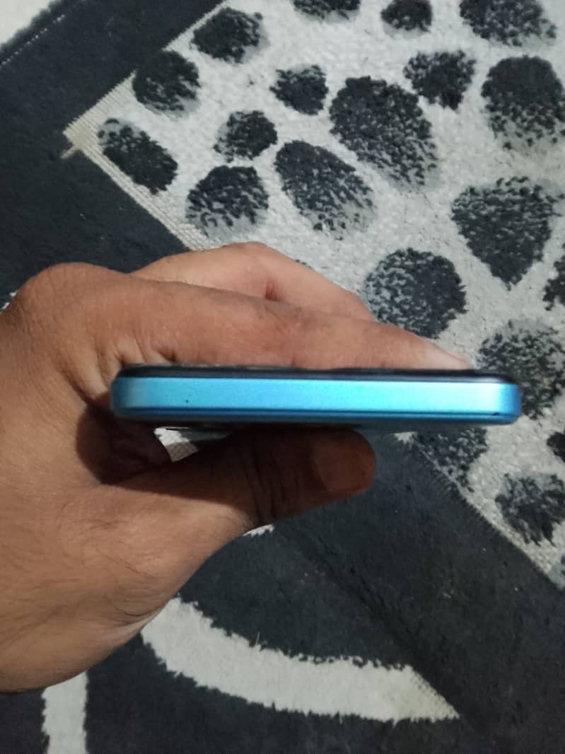 Tecno Spark Go 1