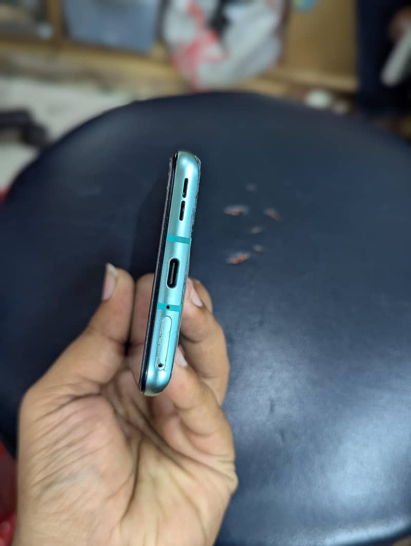 One Plus 8T 3