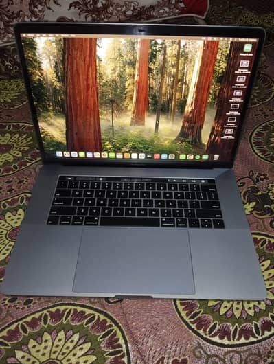 Apple MacBook Pro 15-inch (2019) – Core i9 | 32GB RAM | 256GB SSD