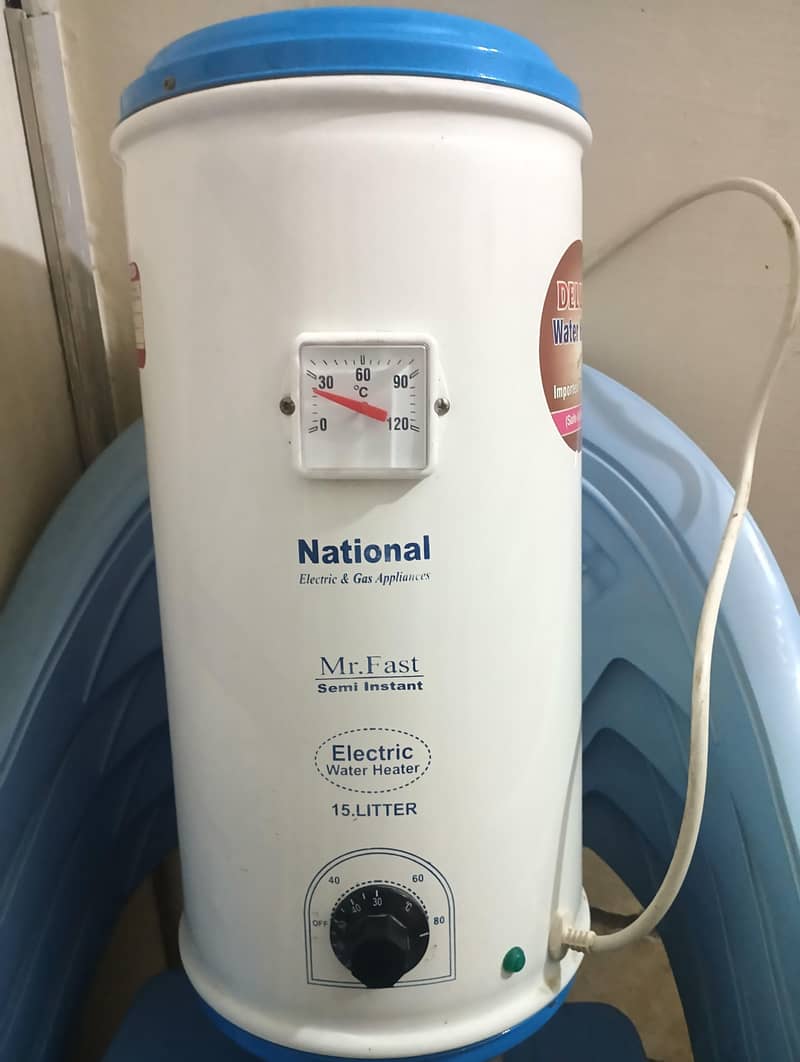 DELAX  Electeaic gyaser 15ltr 1
