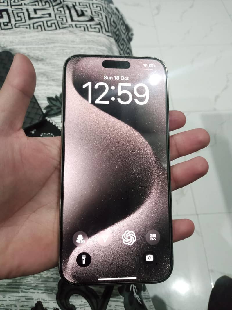 Apple iPhone 15 Pro Max 1