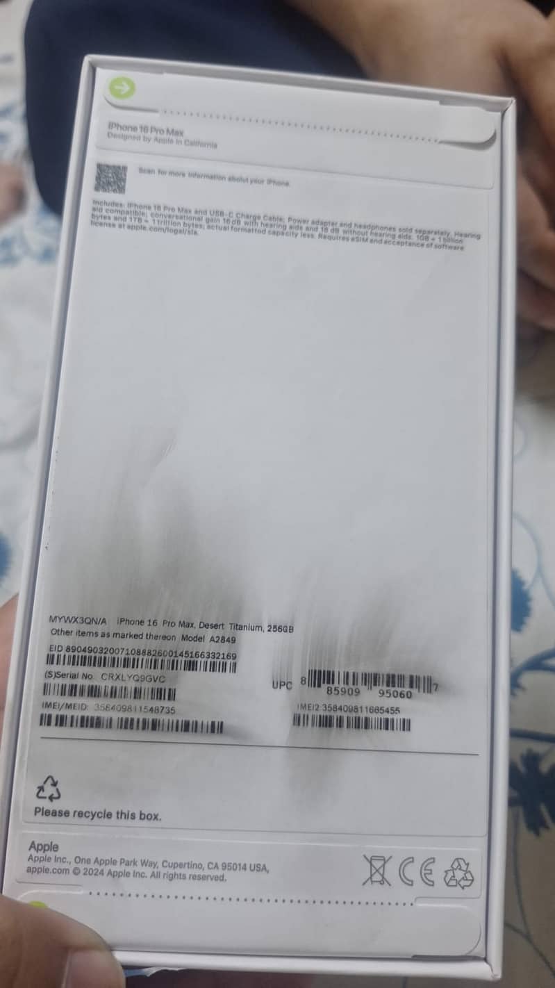 Apple iPhone 16 Pro Max 7