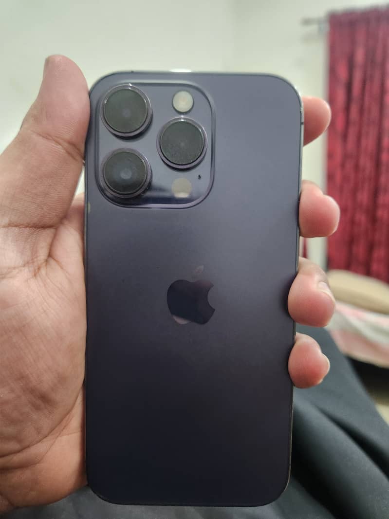 Apple iPhone 14 Pro 0