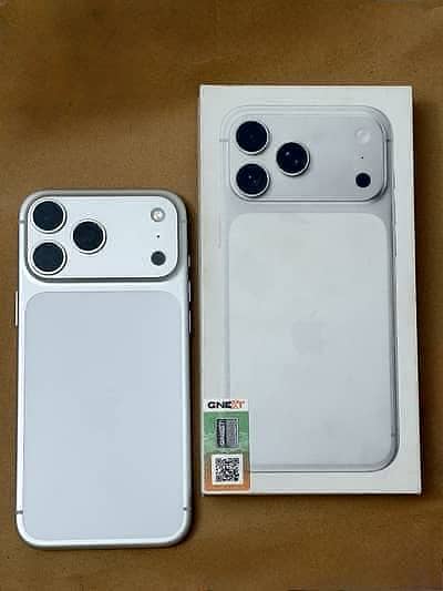 Apple iPhone 17 Pro Max 0