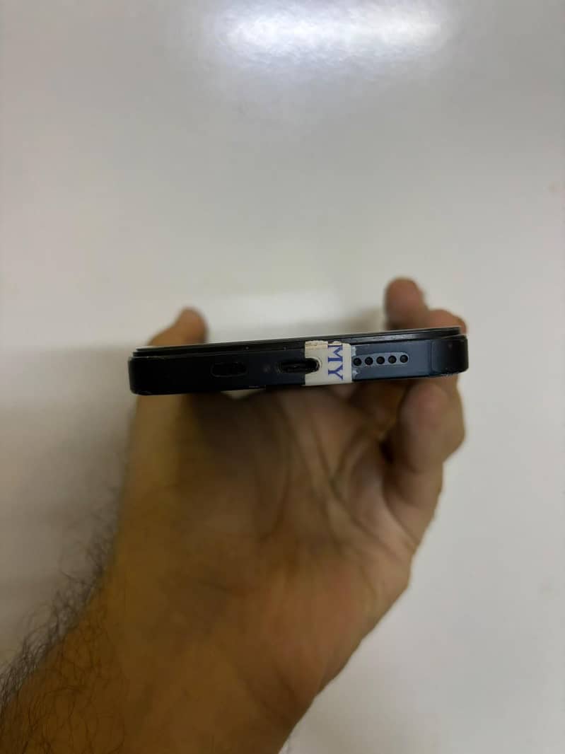 Apple iPhone 14 9
