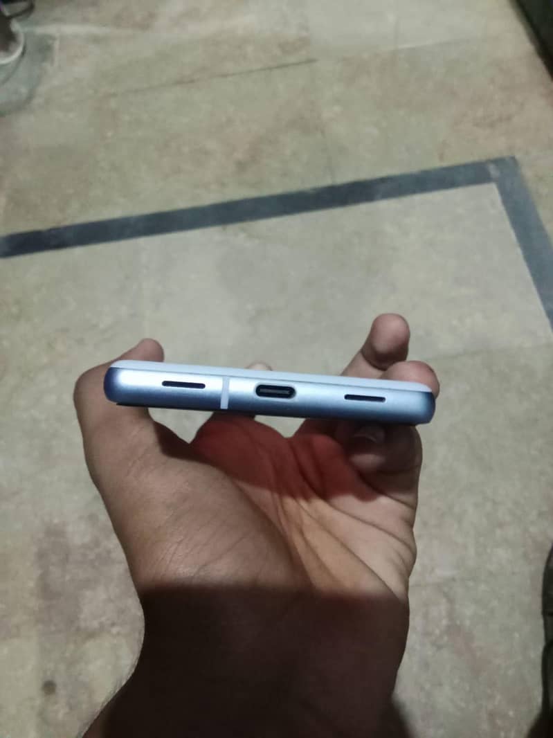 Google Pixel 7a 3