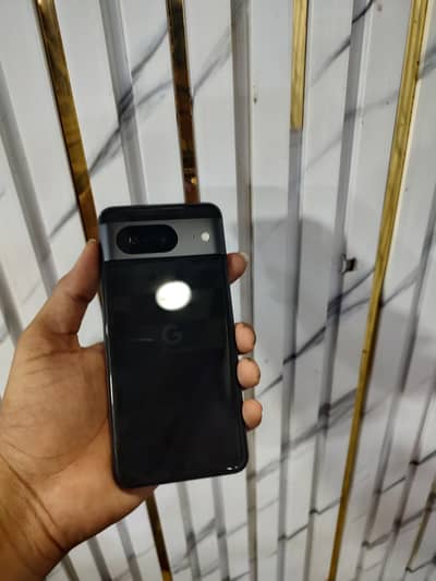 Google Pixel 8